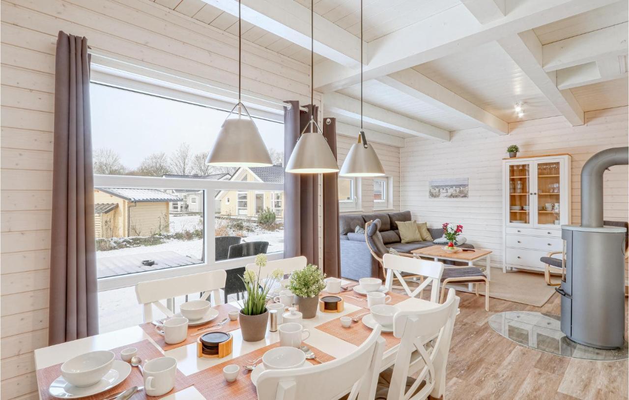 Stunning Home In Krems Ii-Warderbrueck With Sauna Gols エクステリア 写真
