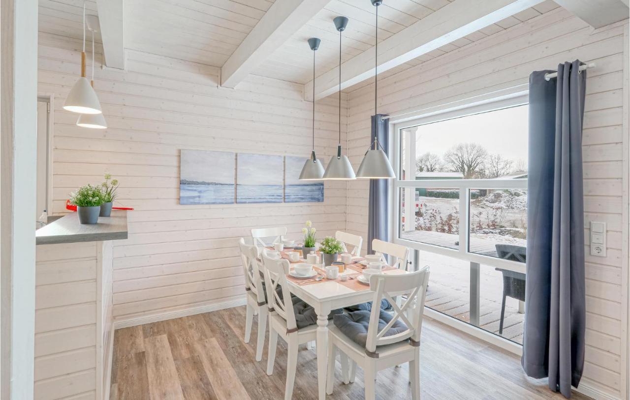 Stunning Home In Krems Ii-Warderbrueck With Sauna Gols エクステリア 写真