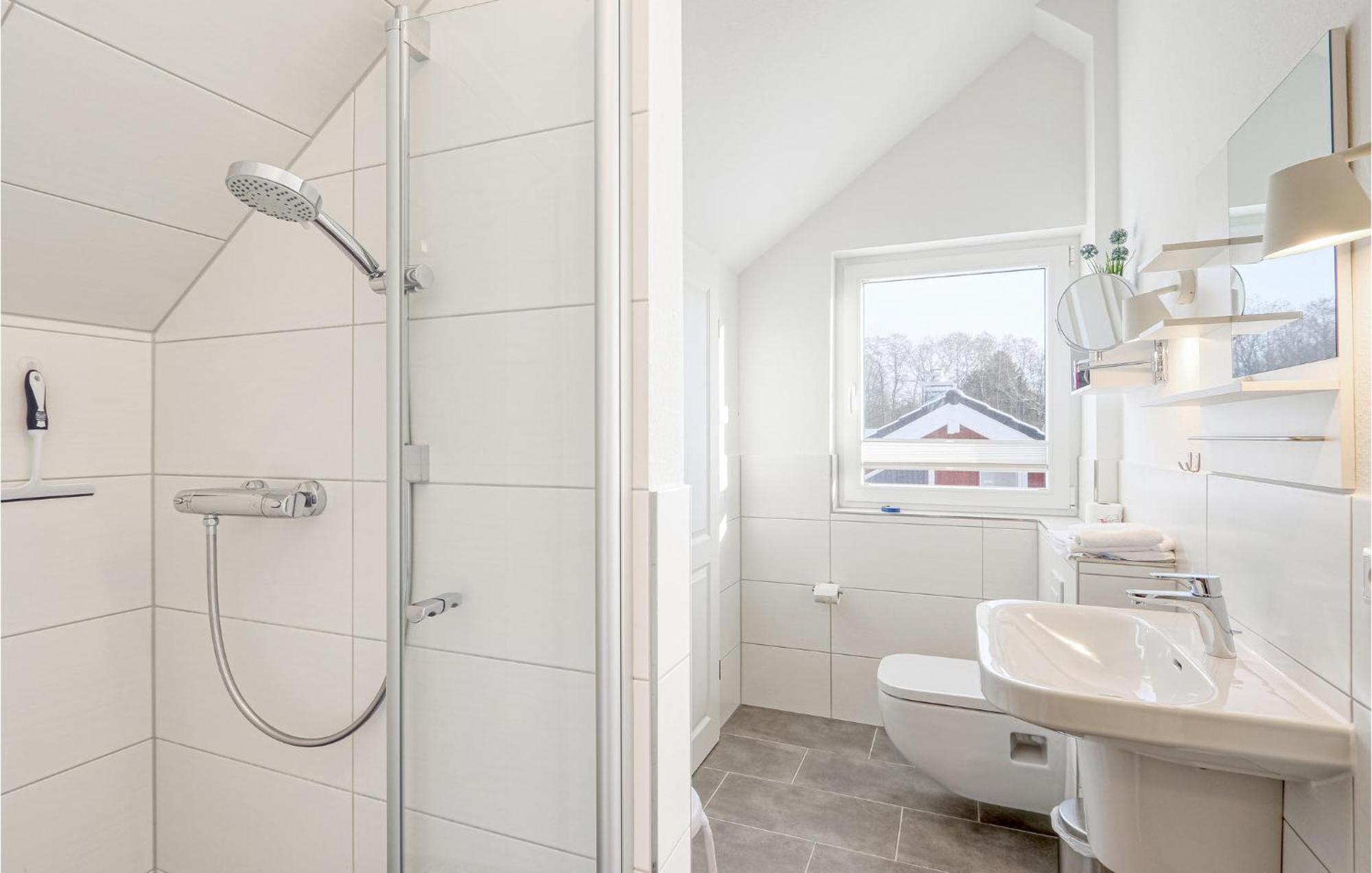 Stunning Home In Krems Ii-Warderbrueck With Sauna Gols エクステリア 写真